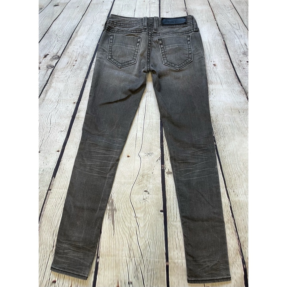 Rock Revival Tara Skinny Jeans - Picture 10 of 16